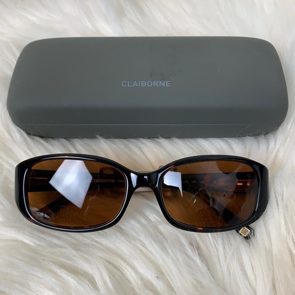 Liz Claiborne NWT sunglasses